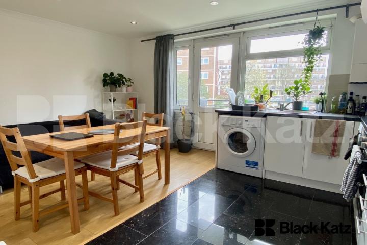 			NEW INSTRUCTION , 1 Bedroom, 1 bath, 1 reception Apartment			 Riley Road, London Bridge